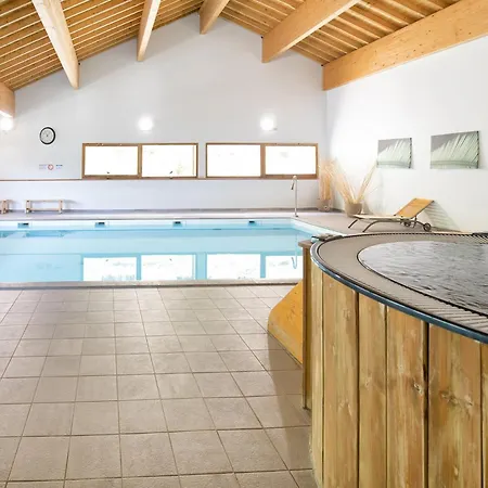 With Private Indoor Pool Apartament